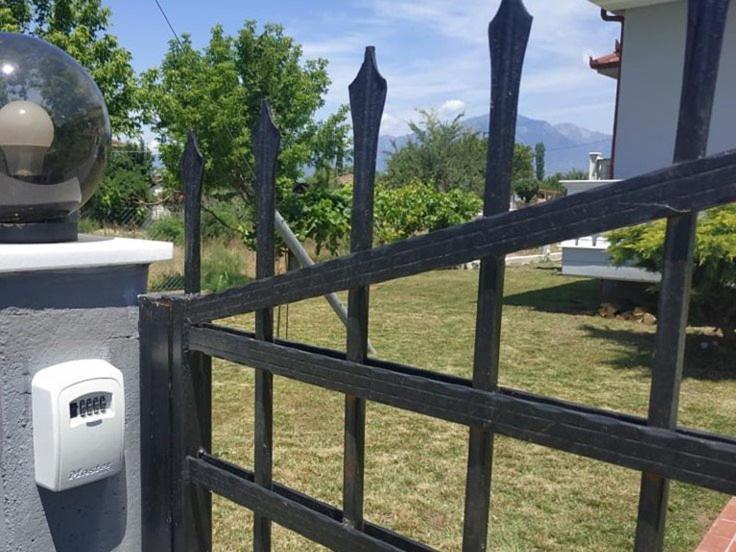 Appartamento Deppy'S House Κοντά Στα Λουτρά Πόζαρ Chrysi Esterno foto